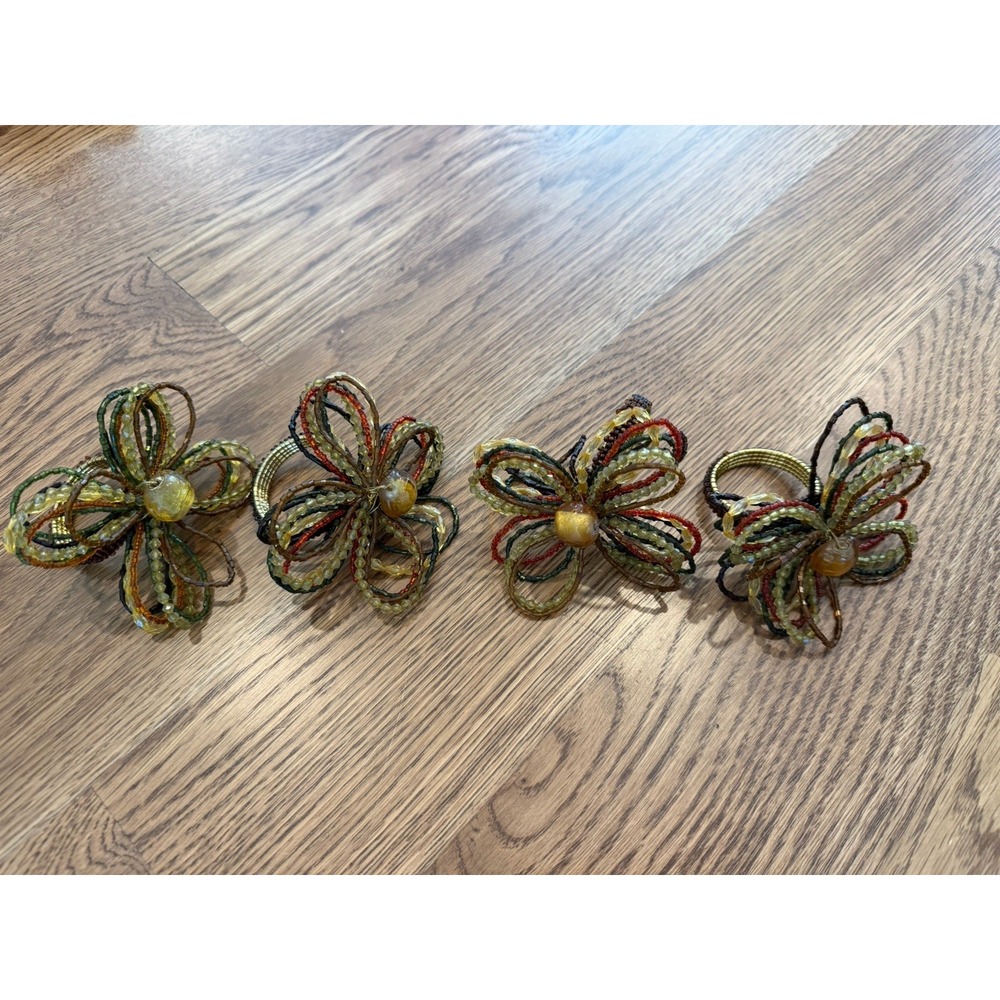 Set Of 4 Vintage Beaded Bead Napkin Ring/Holder Earthrone Colors Floral Design